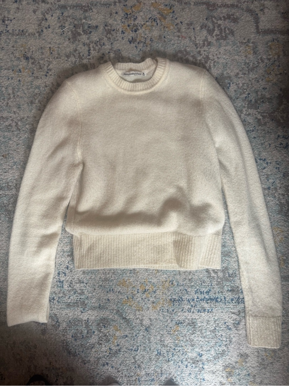 Abercrombie Madeline Crew Sweater in Cream size M - Picture 2 of 3